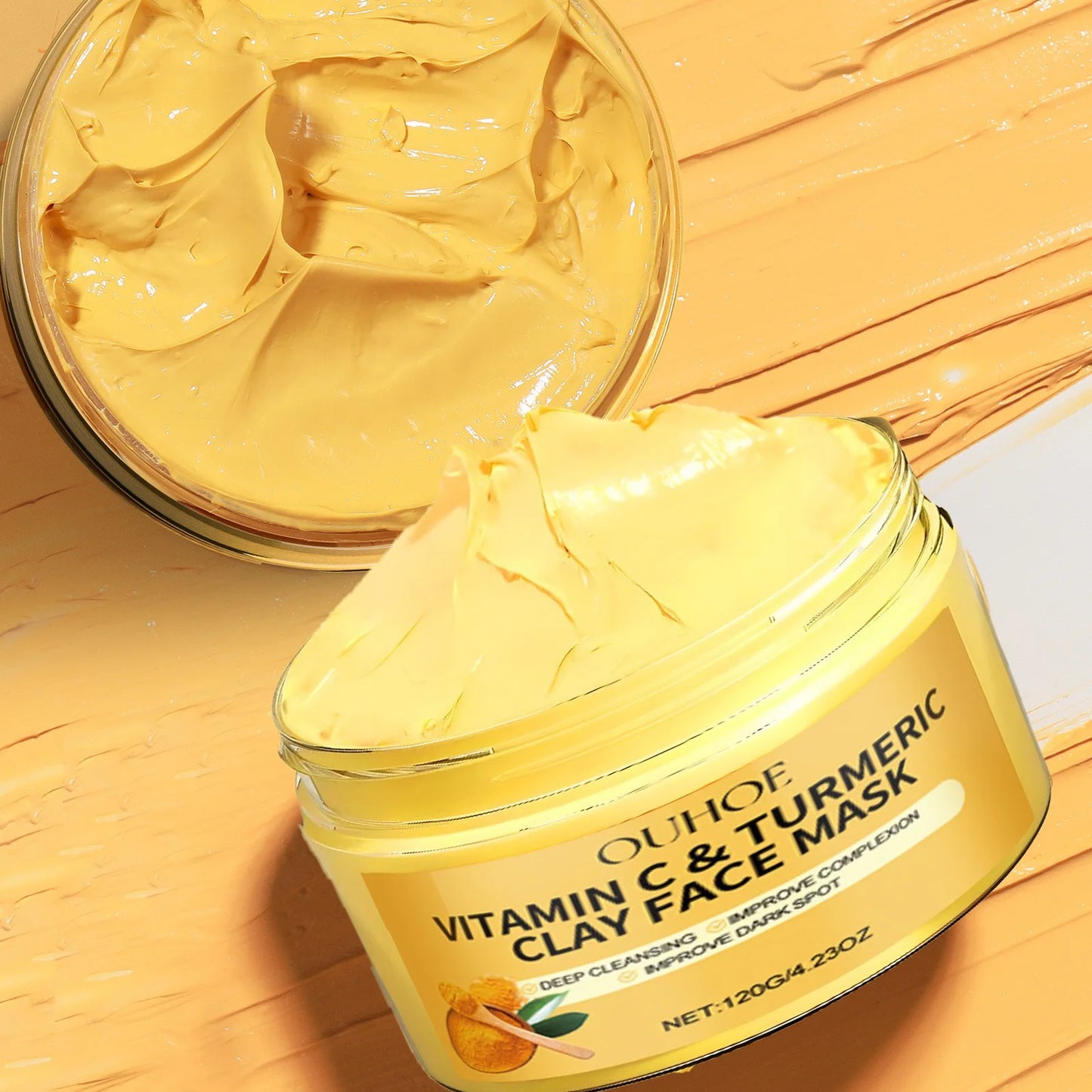 Masque à l'argile au curcuma et à la vitamine C